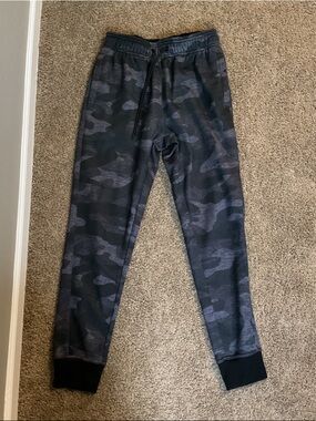 Reebok Black & Gray Camouflage Joggers